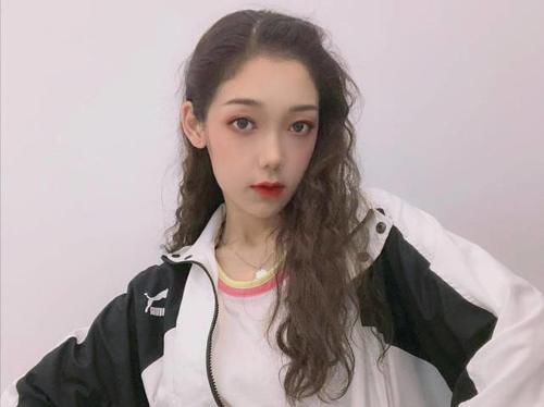 LOGO|硬糖少女LOGO风波未完,希林娜依·高的回应又掀波澜