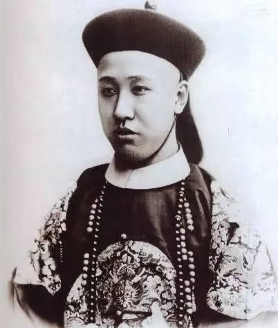 砒霜|光绪皇帝死于砒霜中毒,慈禧谋害说,其实理由不充分,谁才是真凶