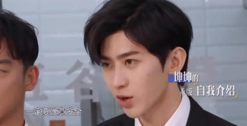 呼声|《奔跑吧》连线黄旭熙,评论呼声超过蔡徐坤,Lucas一句话惹人泪目