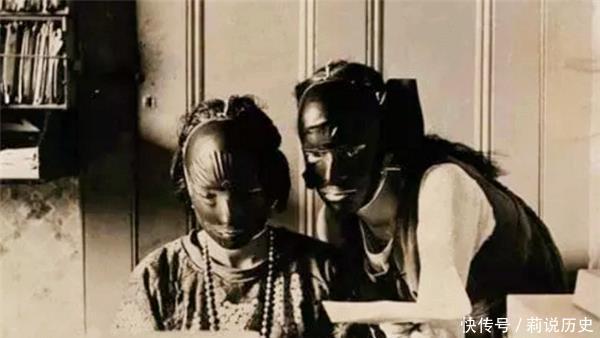 奇葩|在历史上虽难以置信,却真实流行过的7个“奇葩”的女性时尚事物