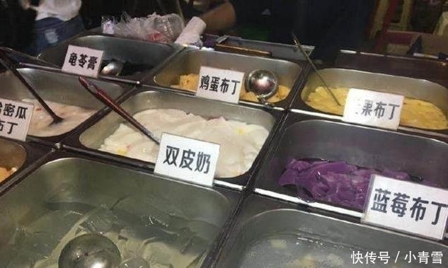 懒人|大叔摆摊卖“懒人自助”,18元1位随便吃,不用招待坐着赚钱