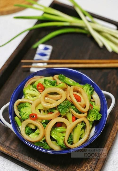  极美|这菜味道极美，比大鱼大肉还受欢迎，简单炒一炒，上桌就光盘