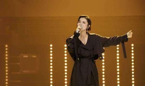 丁当打出|《姐姐》把她淘汰太没眼光,网友:麻烦节目组先去看看她的经历