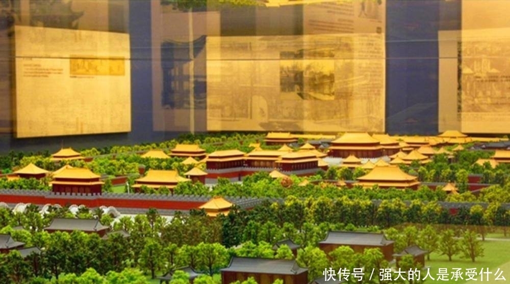  拉不动|故宫巨石2万人都拉不动，重达200多吨，它是怎么搬进故宫的？