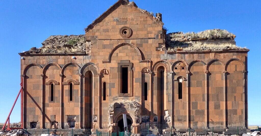座城市|曾经的世界级首都:曾为国家骄傲现却成鬼城,遗迹还被邻国吞并