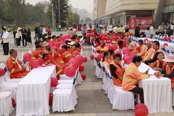 庆生|一碗国庆面一份爱国情，郑州惠济区群众共同特殊方式为祖国庆生