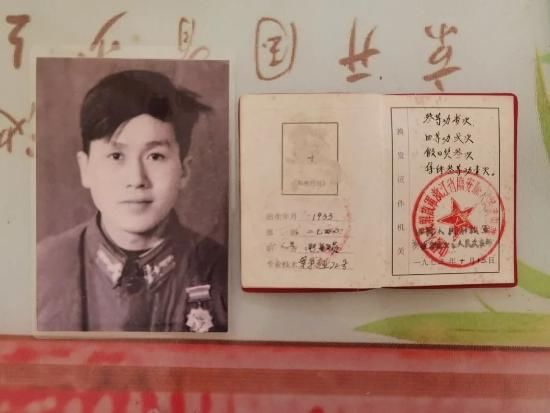 亲笔|重翻70年前的亲笔书 临安88岁复员军人捐赠“传家宝”