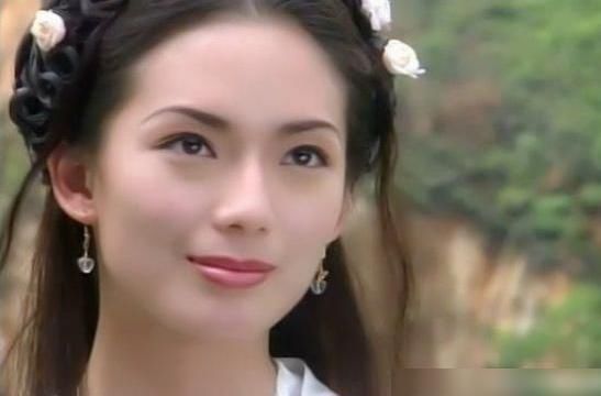  红极一时|曾是“最美何仙姑”，从红极一时到“宣布破产”，她经历了什么？