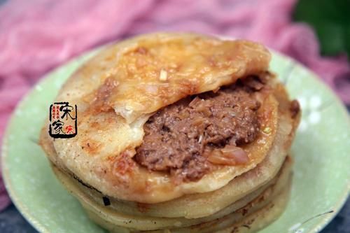 贤惠|30岁妈妈的拿手肉饼,又软又香,半个小时就搞定,网友:贤惠