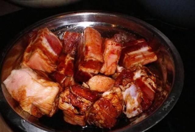 大厨|40年大厨教我做粉蒸肉时,多加一点它,粉蒸肉肥而不腻更好吃