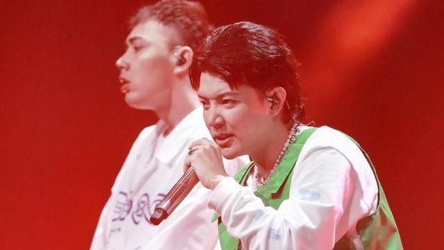  空气|《说唱》公演舞台一团糟！魔动闪霸成毒瘤，“空气协议”抄袭杨和苏副歌