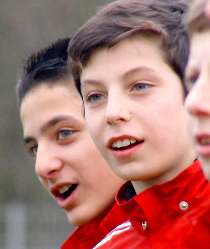  继承|哈弗茨纪录片上映：4年打进307球，左脚继承自祖父