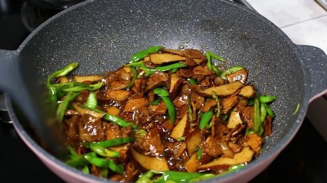  做法|香干只从学会这个做法，家人三天两头点名吃，好吃下饭，一学就会