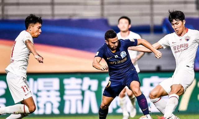 想念|富力锋霸离奇空门不进，球迷为此开始想念一人，直言就不该放他走