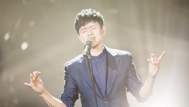  江映蓉|江映蓉参加《好声音》，刘昕录制《乐夏2》，现在流行再就业吗？