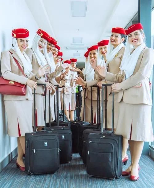  air|“空姐”才不是 ＂air waitress＂，说错太尴尬了