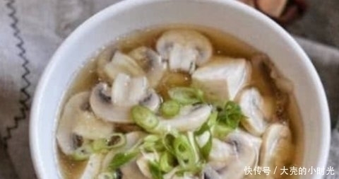 增强|豆腐和此物一起煮，比鸡汤还鲜，口感嫩滑，补钙质，增强免疫力