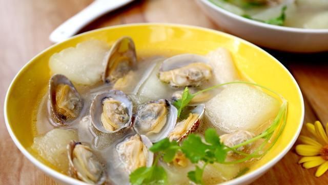  块钱|三伏天，宁可少吃猪肉，也要多喝此汤，清热解暑，才16块钱一斤