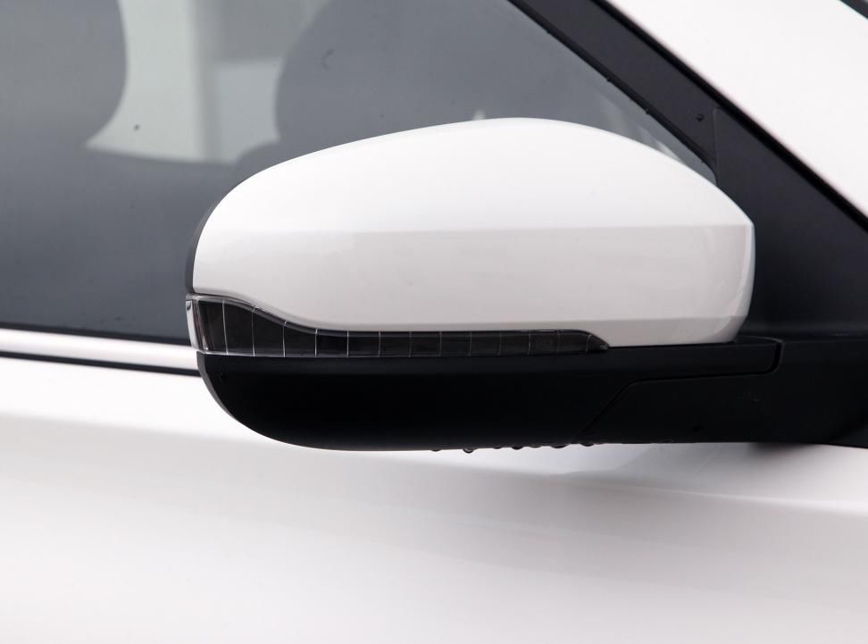  百姓|国产全新“百姓王”，比吉利博越漂亮，配贯穿尾灯，5.89万就带国六