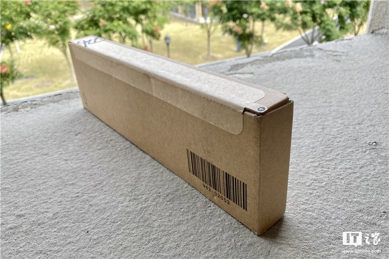 充电器|＂苹果 MagSafe 充电器＂第一时间开箱与简评