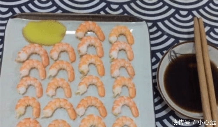 境界|吃货吃出新境界，榴莲去皮不算啥，看到那碗米饭，很多人都服了！