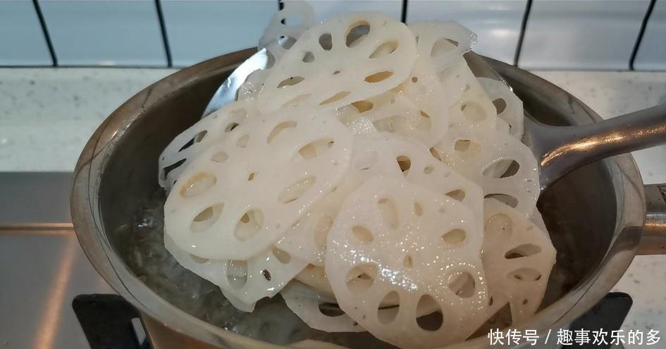 抢手|逢年过节必备小凉菜酸辣藕片,清脆爽口解腻,比大鱼大肉还抢手