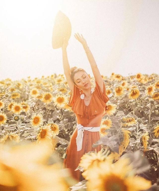 上瘾|今年爆火的脏橘色,真是一个让人会上瘾的颜色!!!