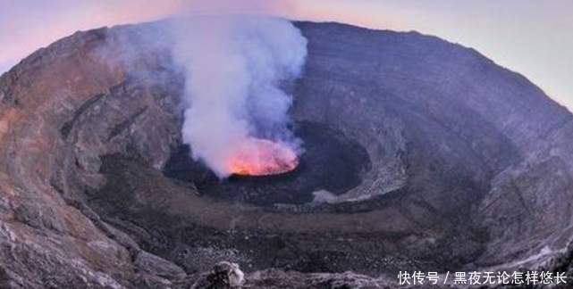 女孩|西班牙村庄来了2个绿孩子，男孩没多久死了，女孩在村里活了5年