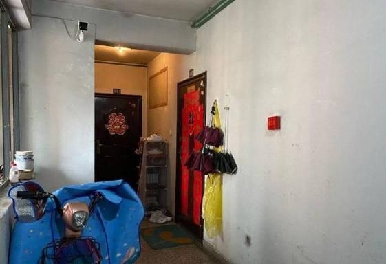  父母|杭州失踪女子大女儿回应来了：怀疑妈妈被人绑架，平时父母感情很好