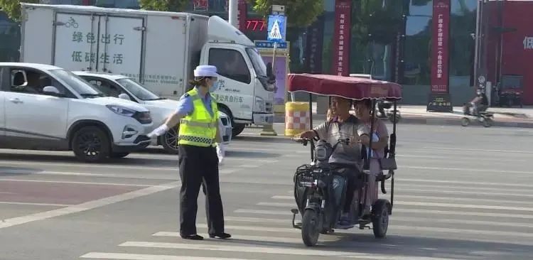 罚单|正在严查！菏泽交警今早开出首张罚单！还有这些人被曝光……