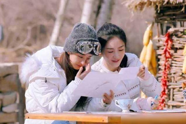  破坏|赵丽颖在《快本》破坏规则，谁注意谢娜说了啥？友情不是装出来的