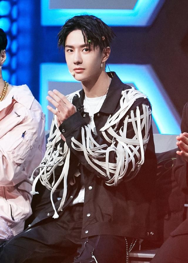  街区|眼光超准！街舞“伯乐”王一博，《街舞3》中超多大神被他发现