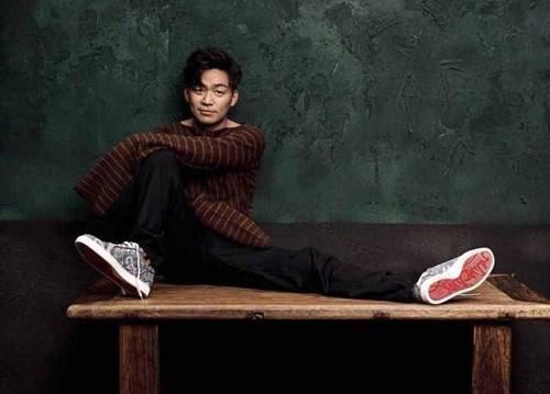  低调|王宝强低调现身少林寺！身材消瘦着装简单，身边不见冯清身影