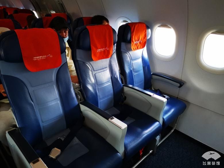 好看|拔草俄航95周年彩绘机！外观和机舱超好看，难怪有近9成上座率