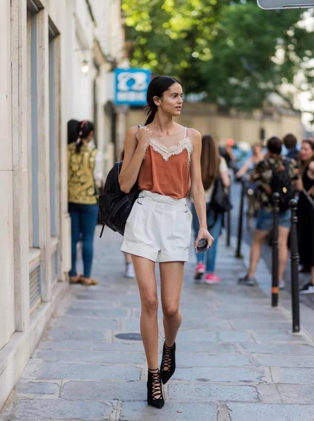  帅气|2020最火工装裤！搭配背心十足欧美范，谁穿谁帅气