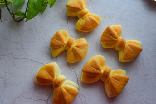 柔软|孩子早餐爱吃面包,蟹姐晚上做一盘,配方简单,柔软拉丝