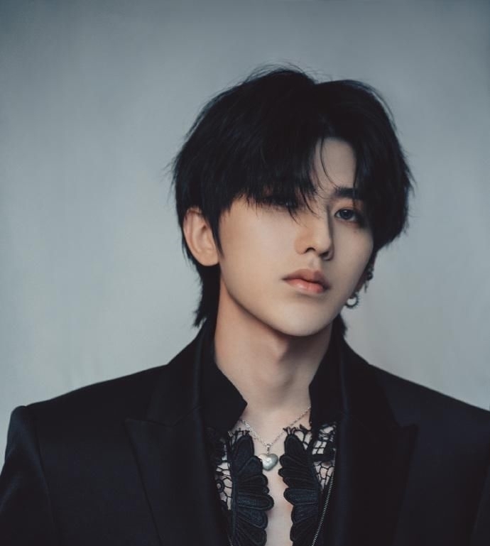 竟然|竟然连自己的《情人》都忘!蔡徐坤是个名副其实的憨憨!