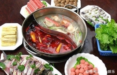 测试|心理测试：四桌年夜饭，你会选哪桌？测你近期有没有贵人运？