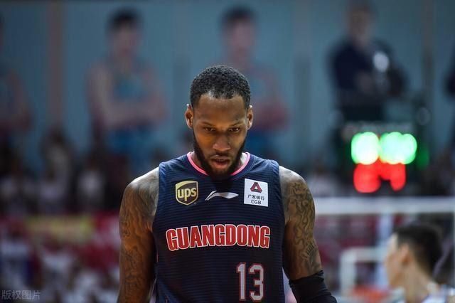  防守|110-88，青岛输广东，搏命式打法精彩绝伦，压根不需裁判哨子平衡