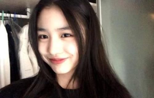  出游|章子怡晒出游照 九张照片亲闺女出镜五张 继女出镜一张还靠边站