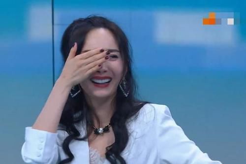  无语|快本恶搞杨幂，大幂幂无语躲到幕后，沈腾：真没必要“羞辱”你