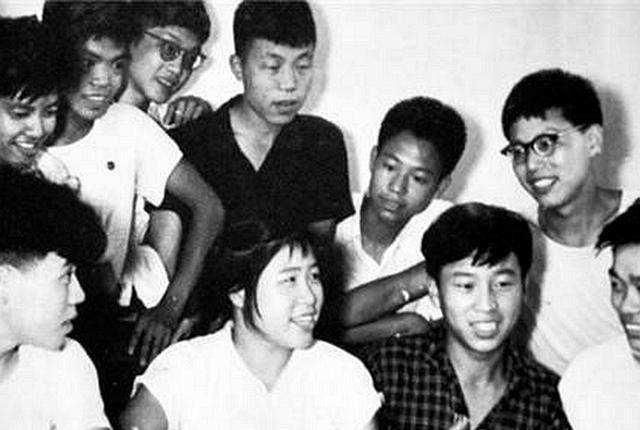  水泥地|1963年一女会计携巨款失踪，再次出现时，她已在水泥地里睡了21年