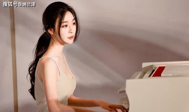  女主播|《好声音》美女主播学员，引导师疯抢，收视陡增有望重回巅峰？