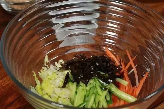  爽口|爽口凉拌菜，做法简单快速，3分钟就能上桌！