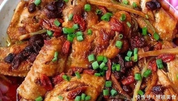 一学|两荤两素的家常菜做法,一学就会的,食材还很简单,快学习吧