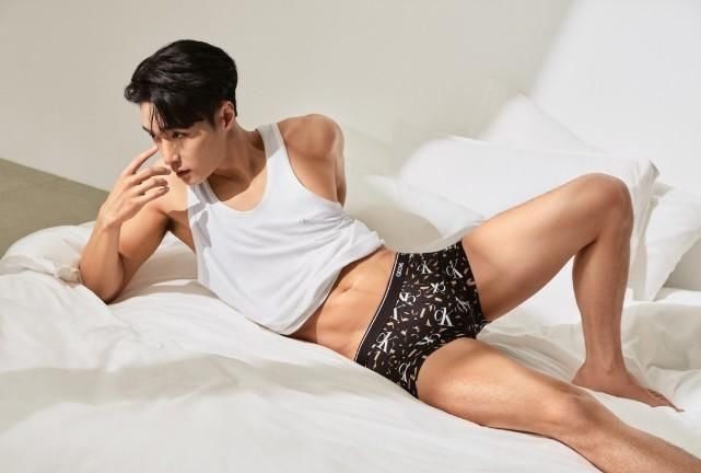  实力|张艺兴的绵羊锤太厉害了！隔着屏幕都感觉到了力量，帅炸了！