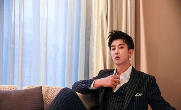  周艺轩|人红是非多！王一博队友周艺轩李汶翰被曝“蹭”热度，你怎么看？