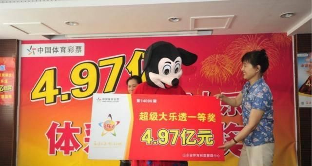 中奖|你买彩票中过大奖吗？专家说出中奖概率，其实早已设计好了