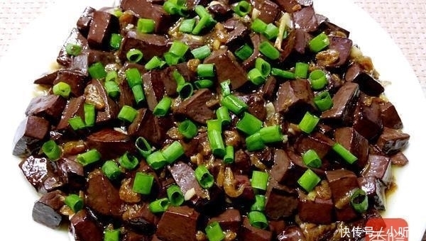 小虾米炒|这菜是“天然补血剂”,每周吃一次,低血糖、气血不足都躲着你