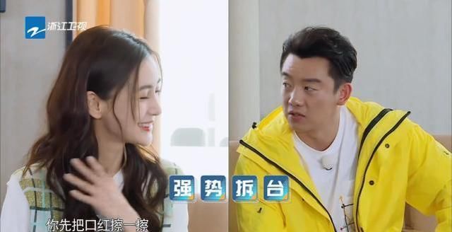 化妆师|为何Baby只在跑男“口红粘牙”,其他节目却不会?化妆师道出原因